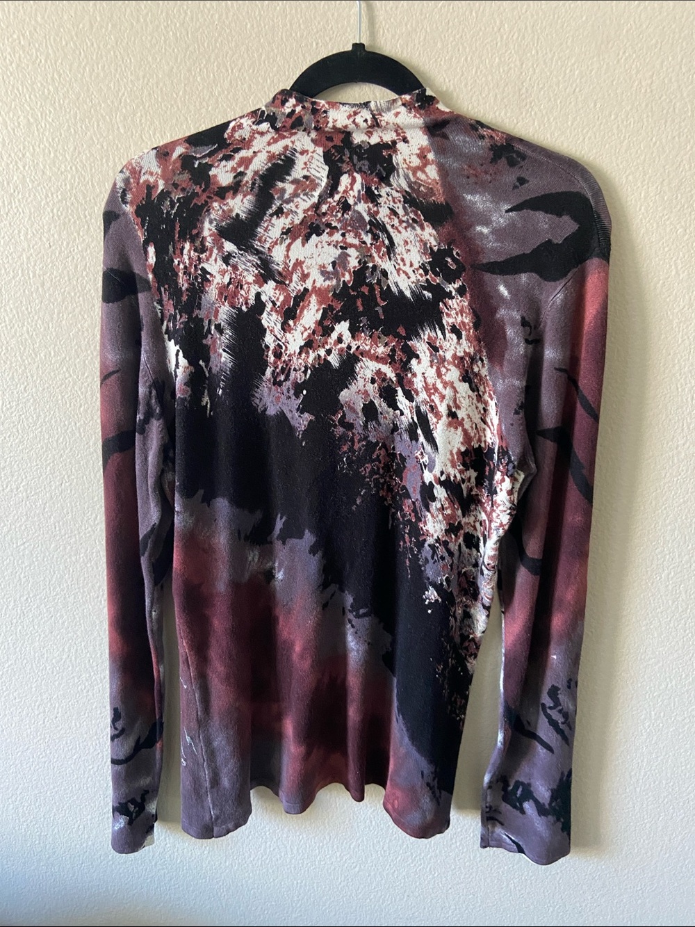 ALBERTO MAKALI Long Sleeve Abstract Printed Soft Sweater
